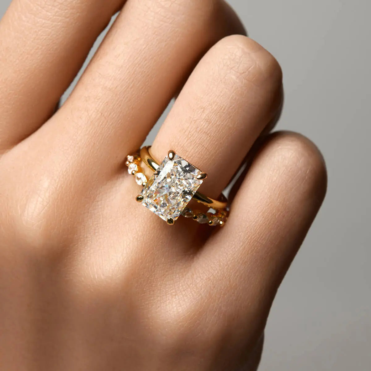 1Daia Ring